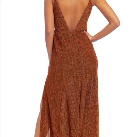 Barcelona Dress, 3 sizes available - Picture 2 of 8